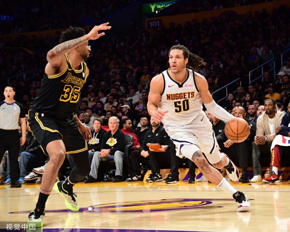 湖人队后 湖人队后